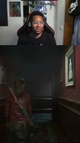 ¡No te pierdas las reacciones inesperadas y los momentos divertidos!#ResidentEvil2 #MomentosDivertidos #Gaming #ClaireRedfield #Risas