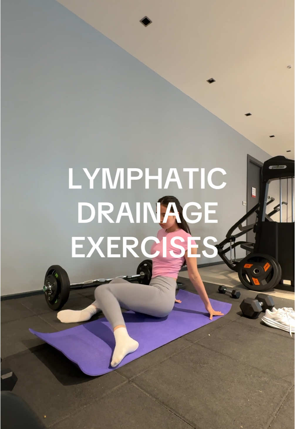 Do this every morning when you wake up. Drink a glass of warm water first. You can do it anytime you like, twice a day if you have more time. Stay consistent! #lymphaticdrainage  #lymphaticdrainageexercises #beforeandafter #lymphaticsystem #lymphaticdrainagemassage #Fitness #GlowUp #viral #workingout #health #motivation #posture #flatstomach #gymtransformation #toneup #debloat #depuffing #detox #