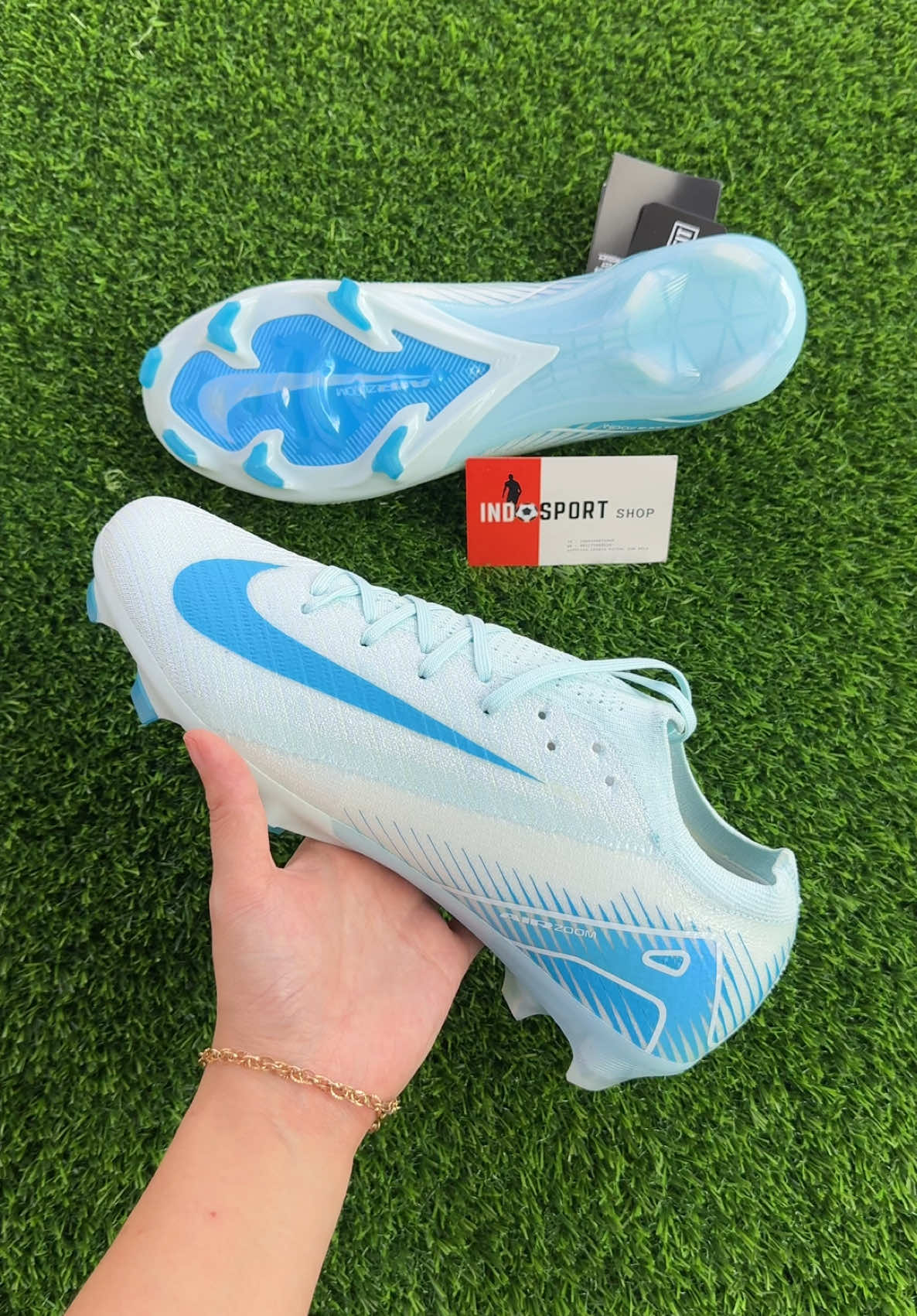 Sepatu Bola Zoom Mercurial Vapor 16 Elite Sky Blue White Harga : 520.000 Ready size 39 40 41 42 43 44 45 BISA COD/BAYAR DI TEMPAT Wea : O822 7366 O534 Toko ijo/oreen : indosportshop #sepatubola#football#vapor16 #mercurialvapor #vapor16elite 