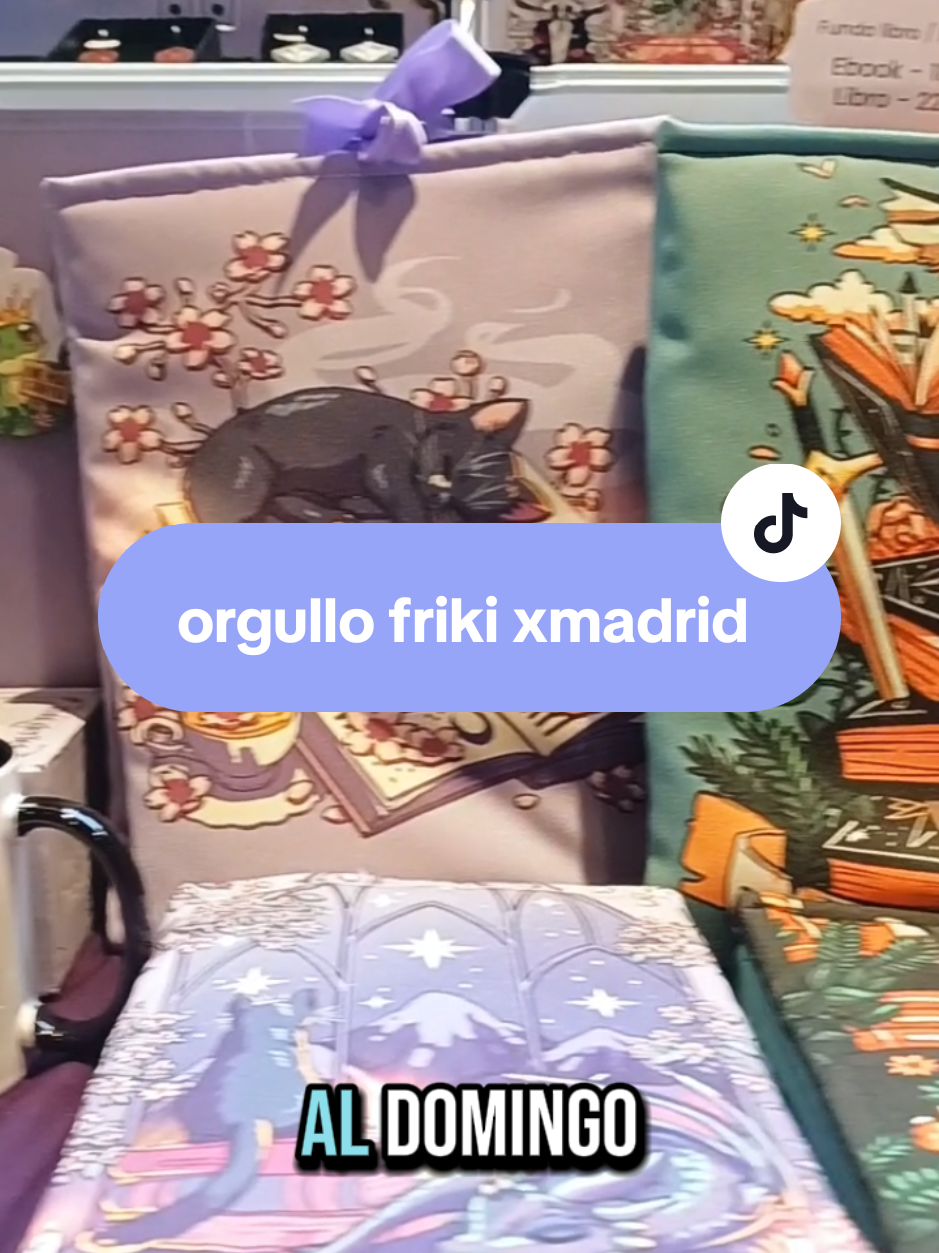 ya estamos en el orgullo friki de xmadrid! ultimo evento de la temporada. te vienes? #orgullofriki #planesmadrid #xmadrid 