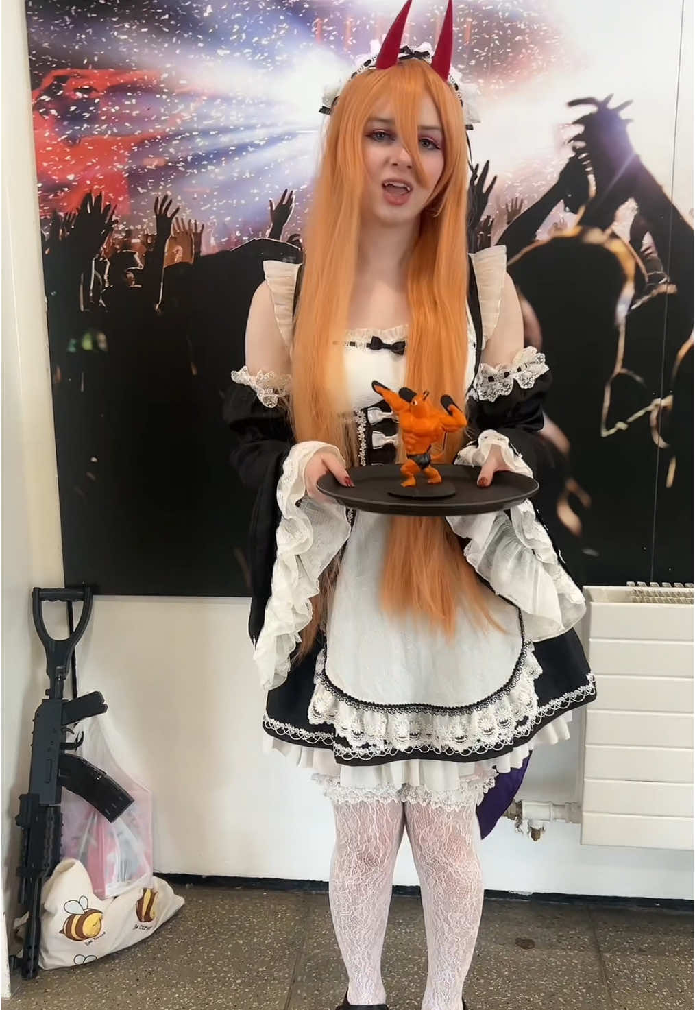 🩸Maid power and pochita 🩸 #power #powerchainsawman #chainsawman #powercosplay #chainsawmancosplay #maidpower #pochitachainsawman #pochita #cosplay #cosplaying #feind #cosplayer #fyp #foryoupage #cosplayfyp #anime #animecosplay #animegirl #bbno$ #maid #maidcosplay #fanfrontieruk #comicon  @bbno$ banging song 😌