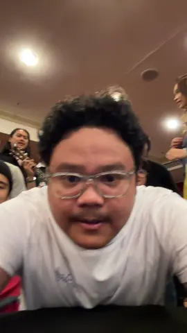 ang masasabi lang namin ay… this is the collab we never knew we needed iba atang saranggola to @zekeabella1 hahaha 😅😅 takits sa concert dito sa cebu sa sabado labyu!