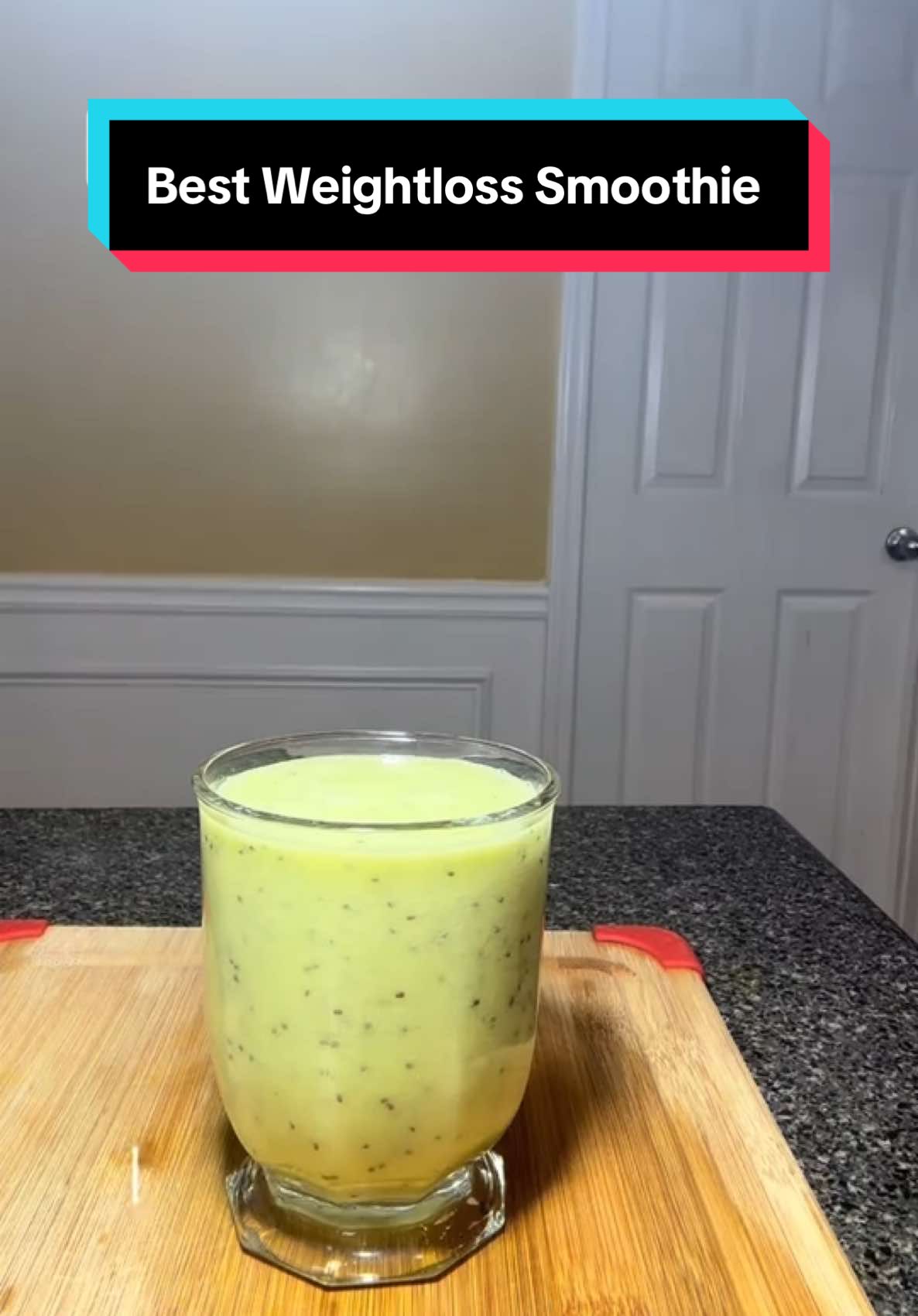 Replace your breakfast with this fat-burning smoothie! 🍍🍋🥒 Watch the pounds melt off naturally — no starving, no stress#naturalweightloss #naturalweightlossjourney #fatburningsmoothie #loseweightquick #weightlossjouney #cucumberwater #gingerbenefits #bellyfatburner #smoothierecipe #smoothies #detoxdrink #detox #morningroutine #morning 
