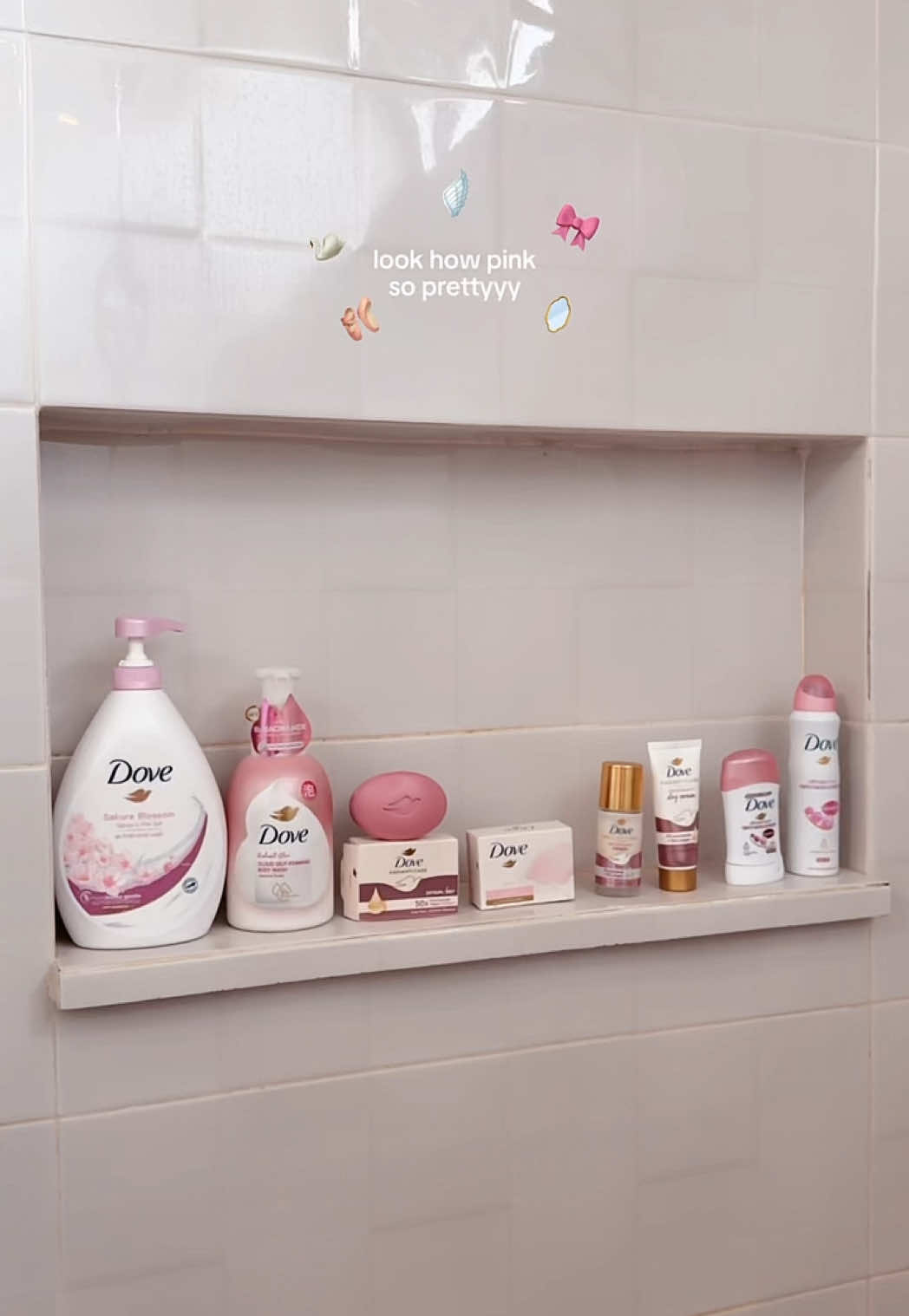 oooo pretty 🎀  #pink #pinkskincare #bodycare #dovebodycare #doveskincleansing #dovedeodorant #dovedeo #doveph 