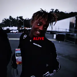 i want you to be alive.. #fyp #fypage #juicewrld #juicewrldedits #juicewrld999 #fy #fyppppppppppppppppppppppp #foryoupage #fypシ゚ 