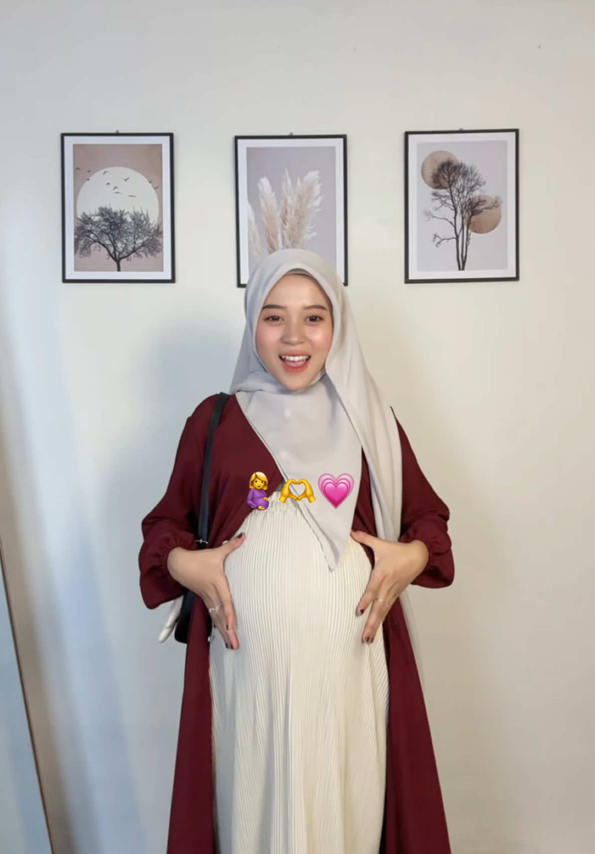 Gemes sama perut sendiri🤏#bumiltm3 #bumilcantik 