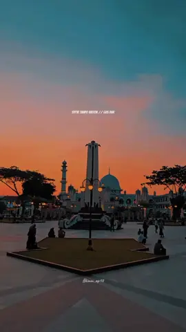 kamis berkah✨ alun_alun Pasuruan menjelang Maghrib 🌇  #kimm_ap #pasuruan24jam🏴‍☠️ #tutorfyp #syiirtanpowaton #alunalunpasuruan #pasuruanhits #pasuruan #vibesmenjelangmagrib #kamisberkah🤲 #pasuruanviral #fyp 