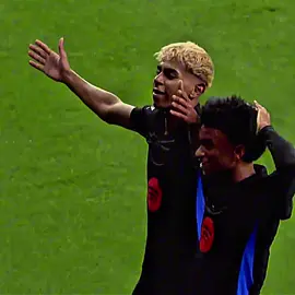 Messi celebration😮‍💨 #messi #lamineyamal #barcelona #psg #football #fyp #viralvideo 