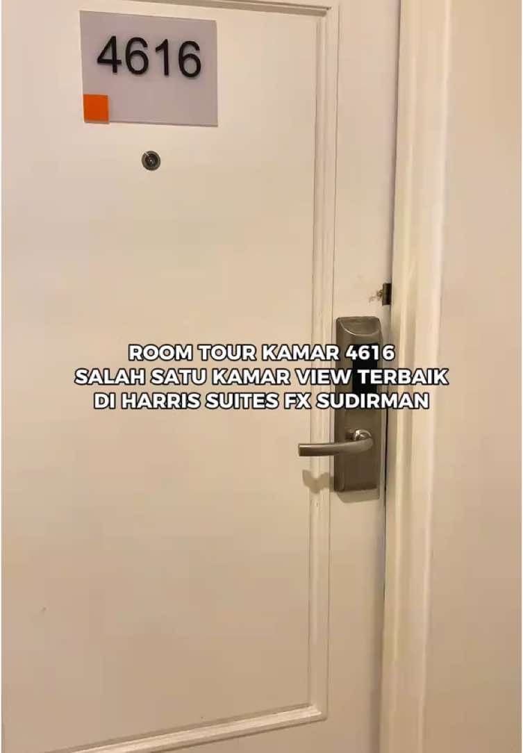Room tour kamar 4616 Harris Suites Fx Sudirman. Salah satu kamar dengan view paling cantik di hotel ini. Dapatkan diskon 10% dengan klik tag lokasi, pilih kamar yang kalian mau, terus masukan kode promo AGDTTID #jelajahhepi #ttpetualangpro #ttpetualangnewbie #harrissuitesfxsudirman #rekomendasihotel #rekomendasihoteljakarta #promohotel 