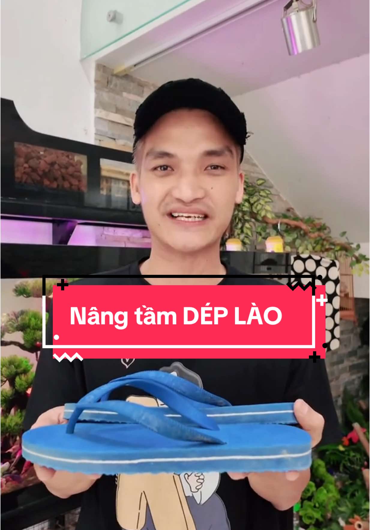 Chiến thần quảng cáo .... Tới lượt nâng tầm đôi Dép Lào 🤣 #MacVanKhoa #anhmaccomedy 