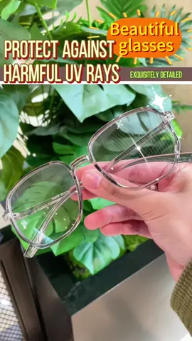 Fashion glasses, Korean design, ultra-light, panlabas na pagbabago ng kulay ng lens#OOTD #fyp #glasses #glassesgirl #reading #shortsighted 