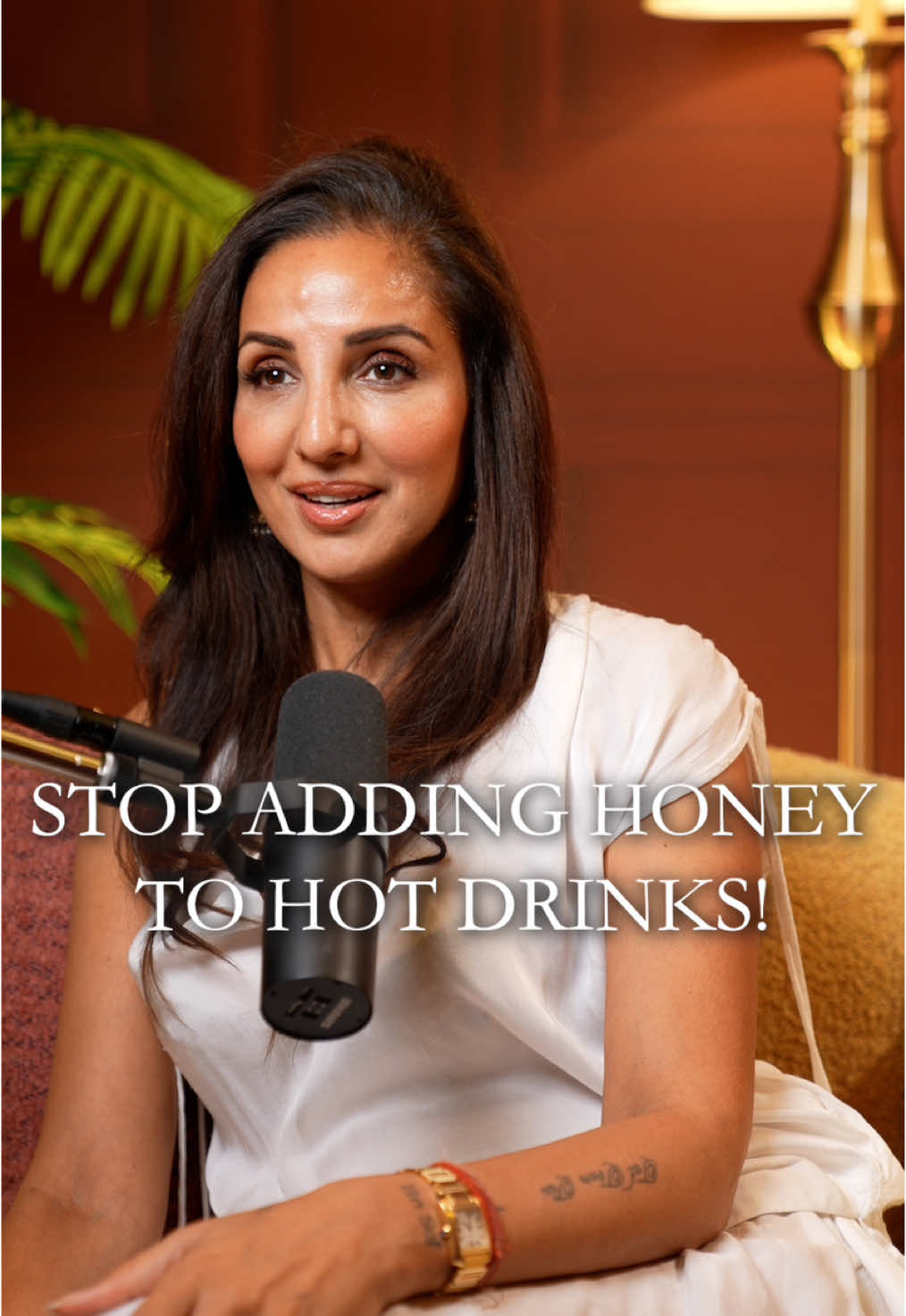 Mixing honey with hot water might seem like a wellness habit, but it can actually become a toxic ritual. When honey is overheated, it produces a compound called HMF, which has been linked to cancer, nerve damage, toxicity, and so much more.  So if you’re using honey as a sugar replacement in warm drinks, think again. No it is not healthy and yes you must know the truth behind everything you’re putting into your body. Not everything natural is safe when misused. #holistichealing #ancientwisdom #yogicphilosophy #healing #honey #toxicity #natural #nature #wellness #energy #divinomhealing #nutrition #toxicity #rituals 