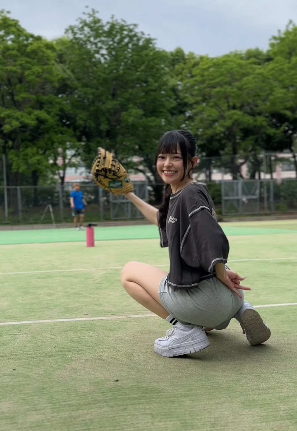 おしりぷりぷりすぎじゃない…？ダイエットします(т т)#野球女子 #低身長 #サウスポー #野球アイドル #キャッチャー 