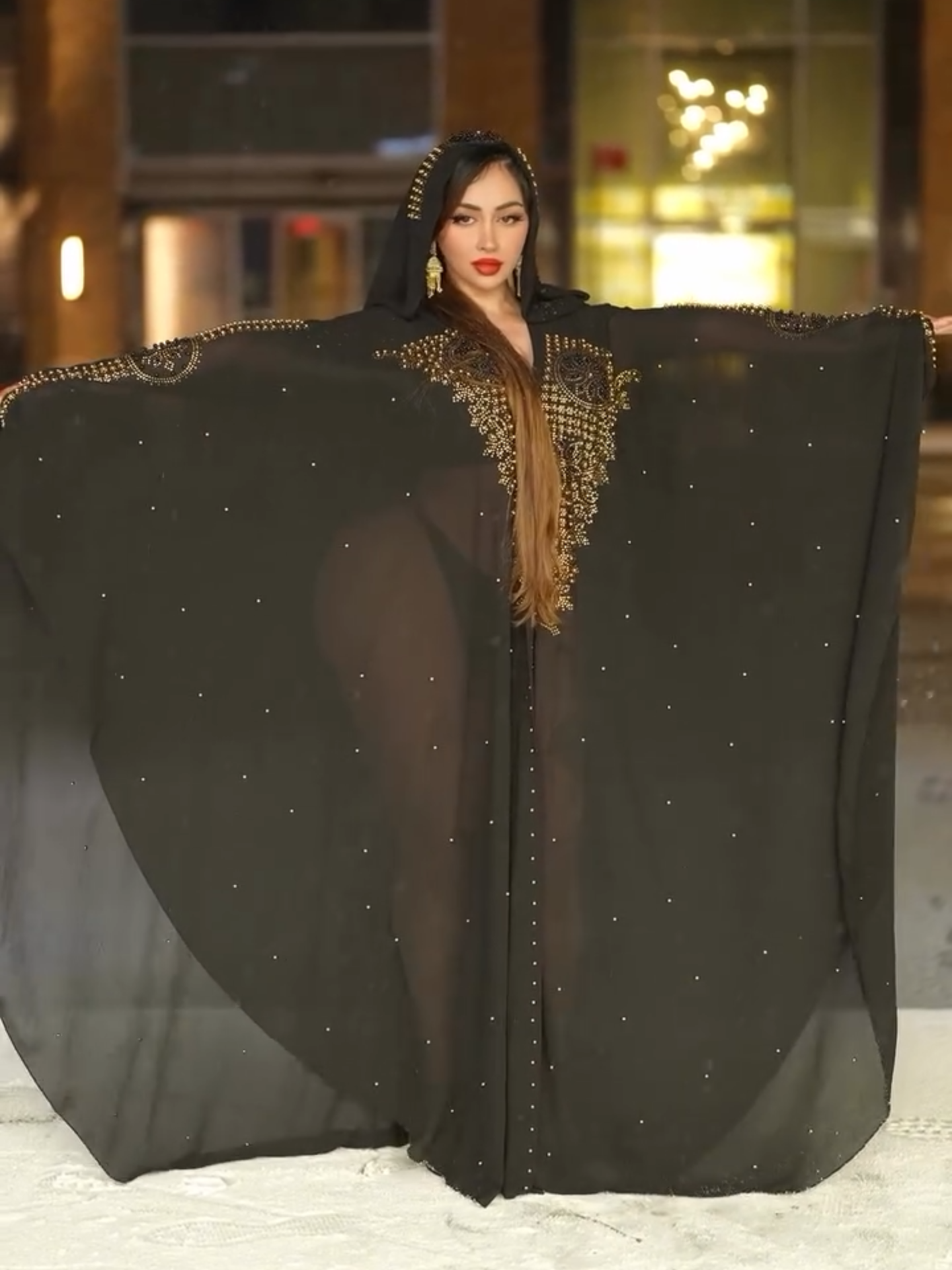 I was freezing in the snow #yoga #india #foryou #foryoupage #fyp #indianmodel #of #ph #independentqueen👑❤️ #saree #ms.sethii #ShilpaSethi #mssethi.s #gym #GymTok