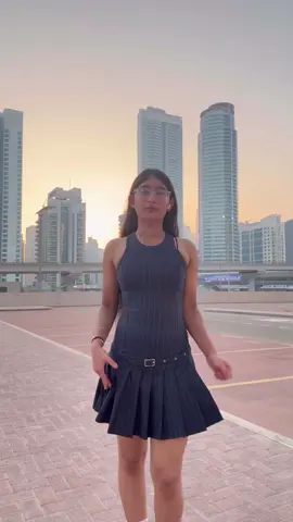 Love this Trend ❤️ #foryou #foryoupage #usa #india  #viral #dubai_dxb_uae #ind #dubaiofficial #dubai🇦🇪 #uk #burjkhalifa #dubaitiktok #dubailife #dubailifestyle #dubai #dubaichocolate  #indianpunjab #viralvideo  #indiandancer #dance #uae #viral #creatersearchinsight