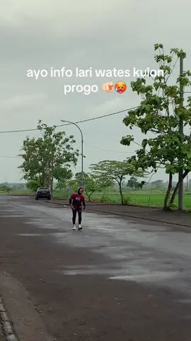 yang berani berani aja 😏 cek, jersey : @Spirit Apparel  Bikin Jersey Langsung Dari Pabriknya #fypage #masukberanda #fyppppppppppppppppppppppp #Running #runner #kulonprogo 