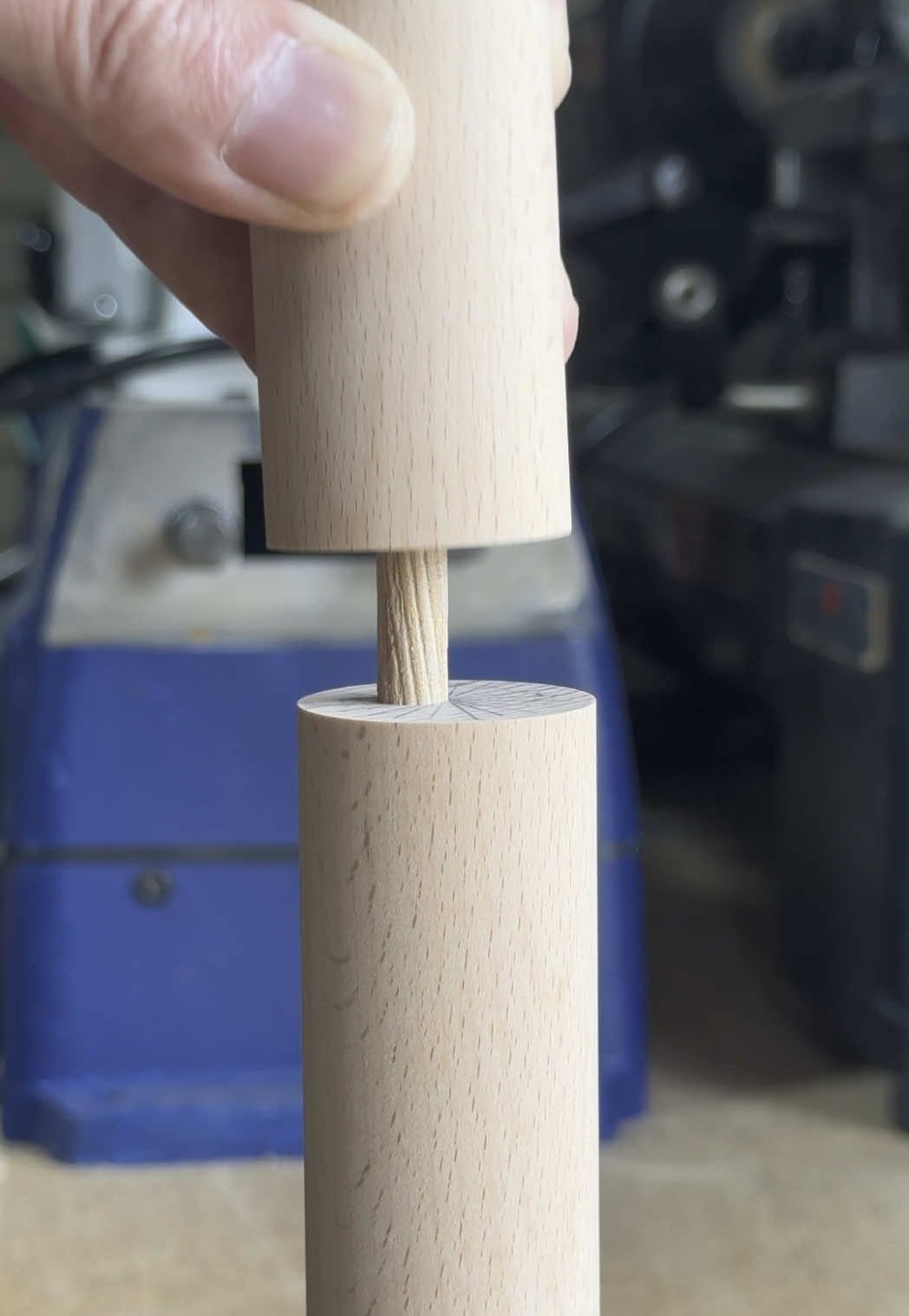A Surprising Tip for Joining Round Dowels. #woodworking #joint #DIY #asmr #wood 