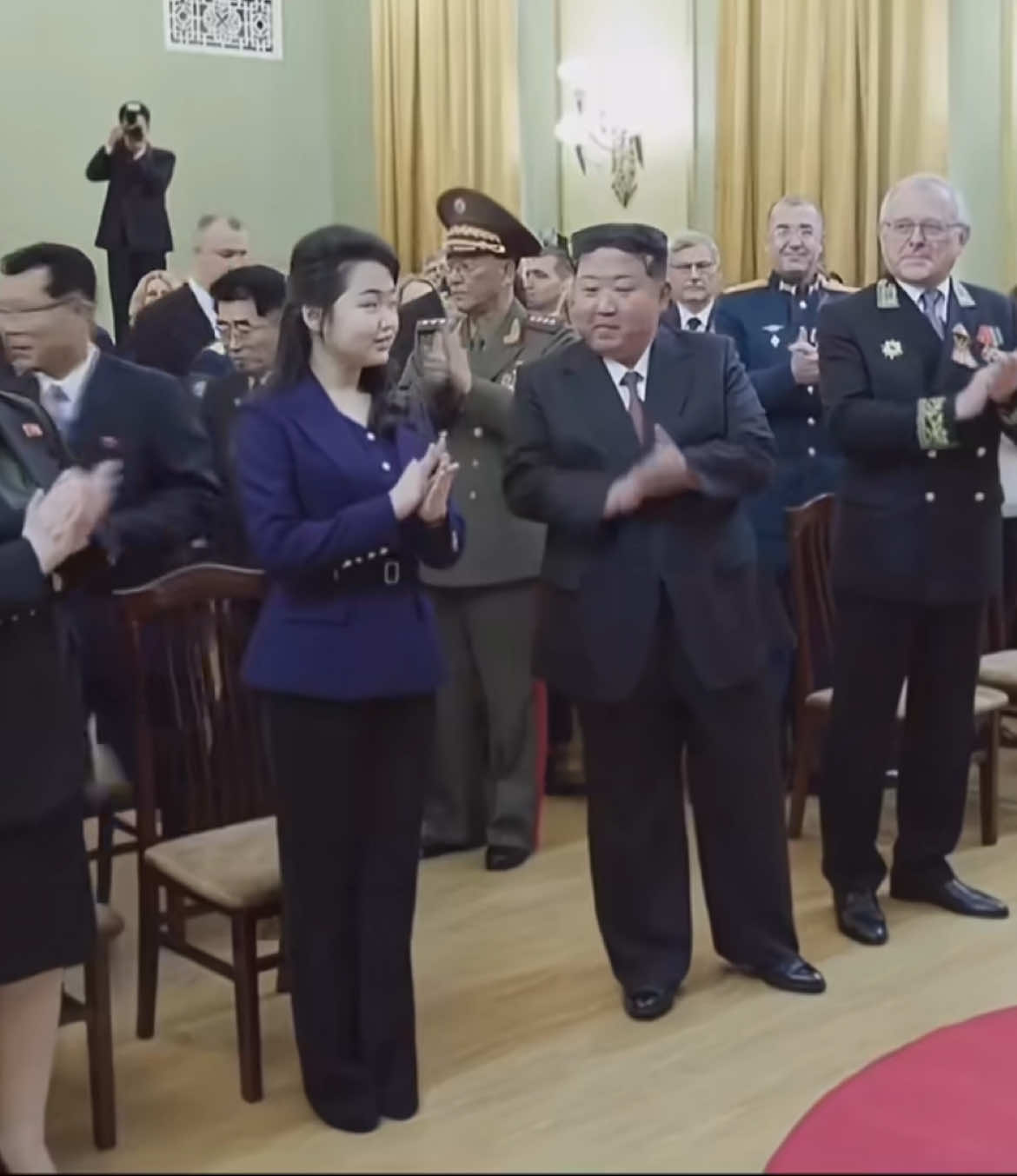 Chủ tịch Kim Jong Un thăm đại sứ quán Nga tại thủ đô Bình Nhưỡng#chutichkimjongun 