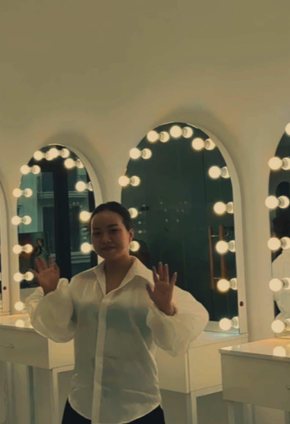 Coming soon #teamphungtay #makeupcanhan #makeupquan9 #makeupvinhome #xuhuongtiktok #makeup #thinhhanhtiktok #makeupq9 