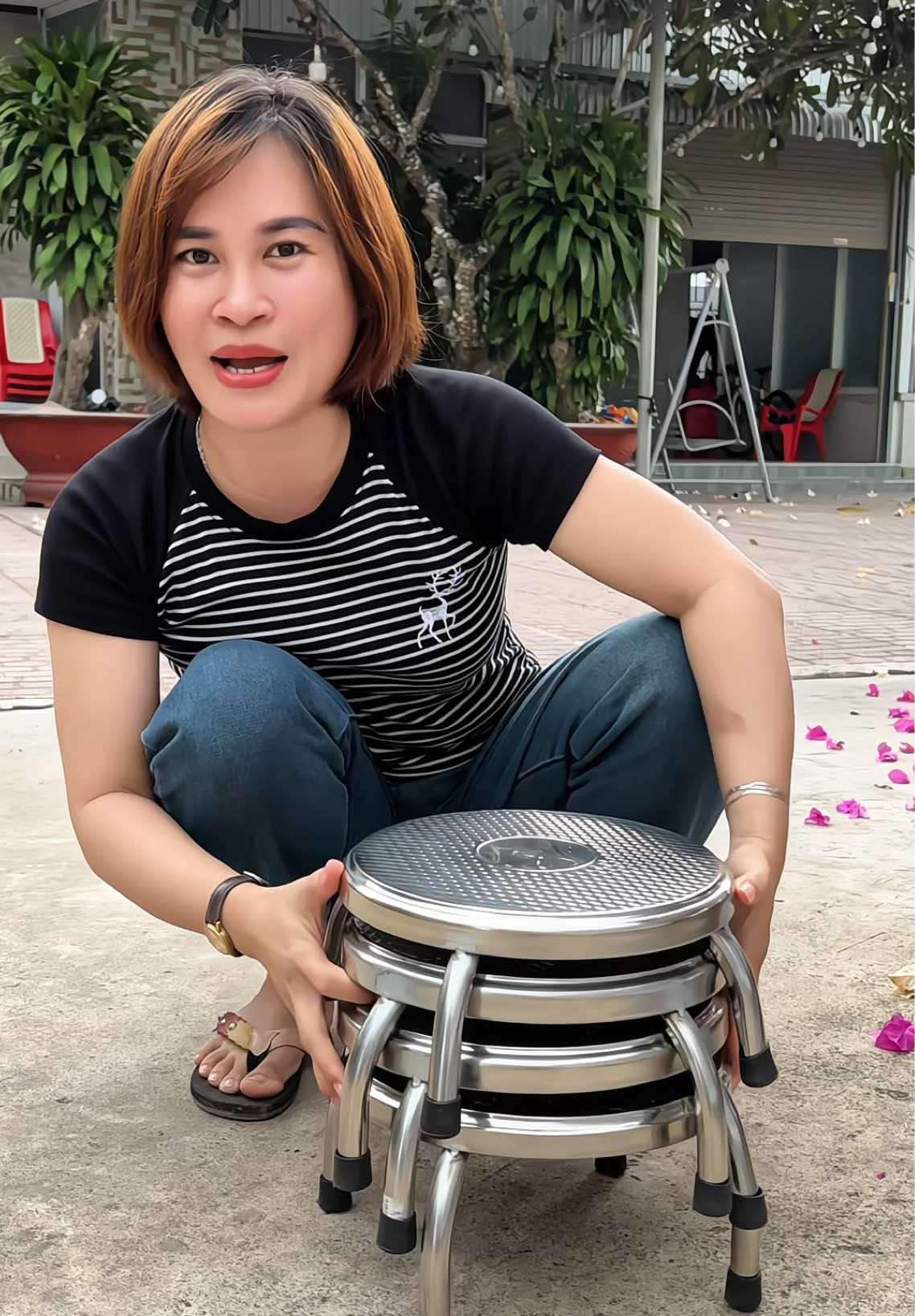 Combo 4 ghế inox thấp ngồi chắc chắn không lo gãy bể#dogiadung #ghe #gheinox #gheinoxthap#sirovuitinh 