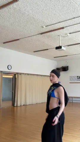 old draft                                                     #fyp #foru #tranding #viral #foruyou #dancer #dance #dancetrends #dancechallenge #drafts 
