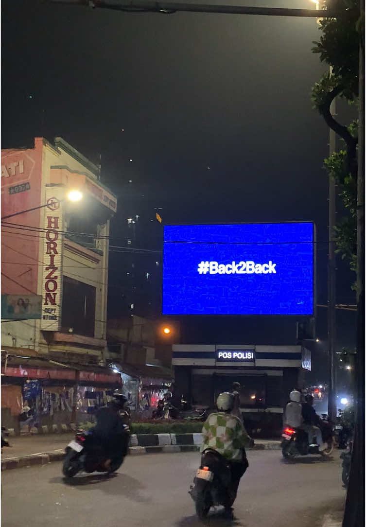 PERHATIAN!💙🕊️                                      #back2back #persib #football 