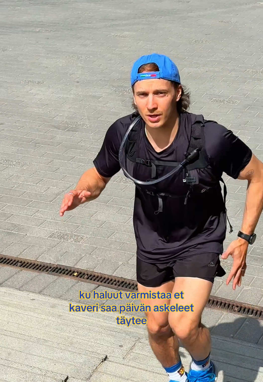 Eli jos jäi vielä epäselväks niin Lidliin on saapunu nyt erä juoksutarvikkeita; juoksuliivi- tai reppu, juoksukengät, urheilupaita, urheilushortsit ja paljon muuta! 😍 RUN DON’T WALK TO LIDL 🏃‍♂️‍➡️ #lidlsuomi #juoksu 