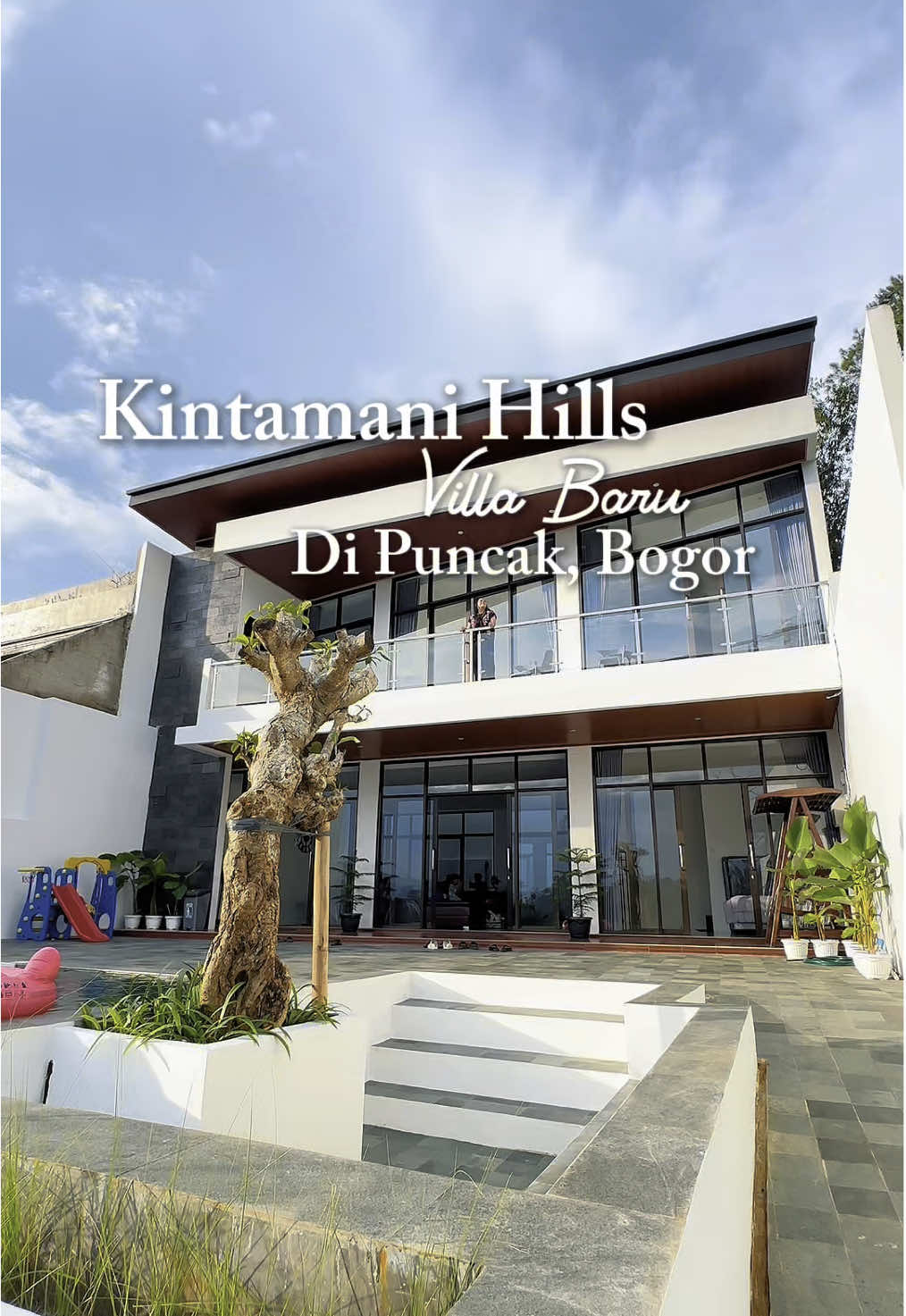 Mulai 28 Mei, kamu sudah bisa menikmati pengalaman menginap di Kintamani Hills. Nikmati pembukaan perdana dengan promo menarik khusus untuk kamu yang booking lebih awal 🥰😍 Book your stay now ✨ 0812 3300 9358 0857 8000 8009 🌿🌿🌿 #villaprivatepool #staycationpuncak #villapuncak #rekomendasivillapuncak #villapuncakbogor #villabogor #staycationbogor #rekomendasivilla #kintamanihills #fazzaboutique 