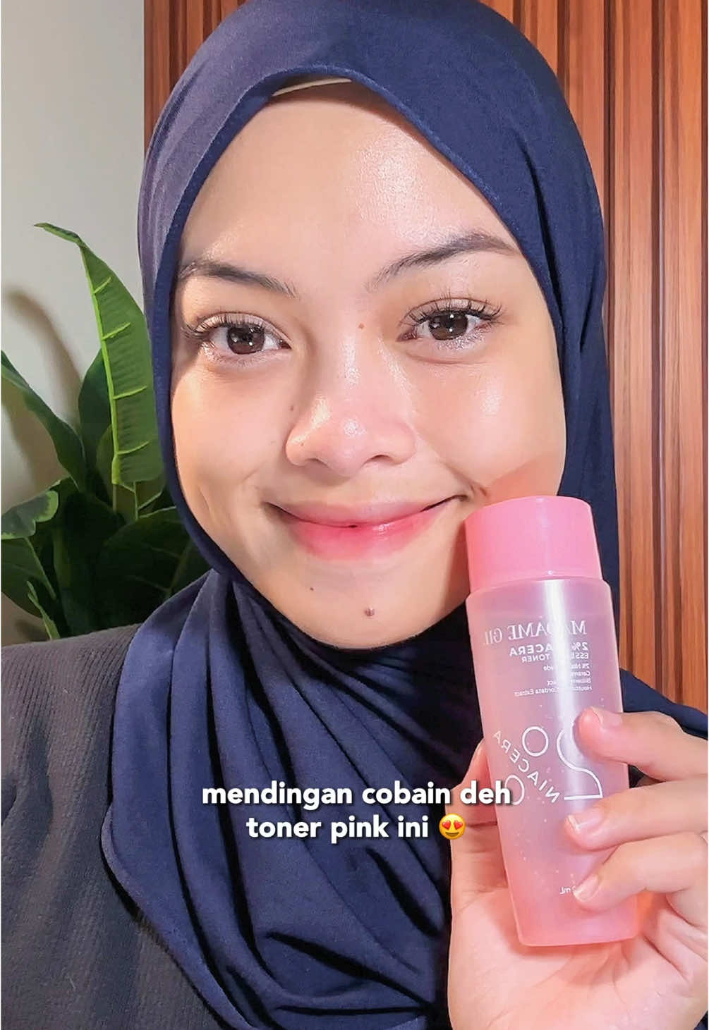 toner baru!!! harganya juga murah coba cek dapet harga berapa😭💖🫵🏻 @Madame Gie Cosmetics @Madame Gie Squad✨ #madamegie #madamegietoner #niaceramadamegie #toner #skincare #skincareroutine #tonerwajah #cerahtanpacemas 