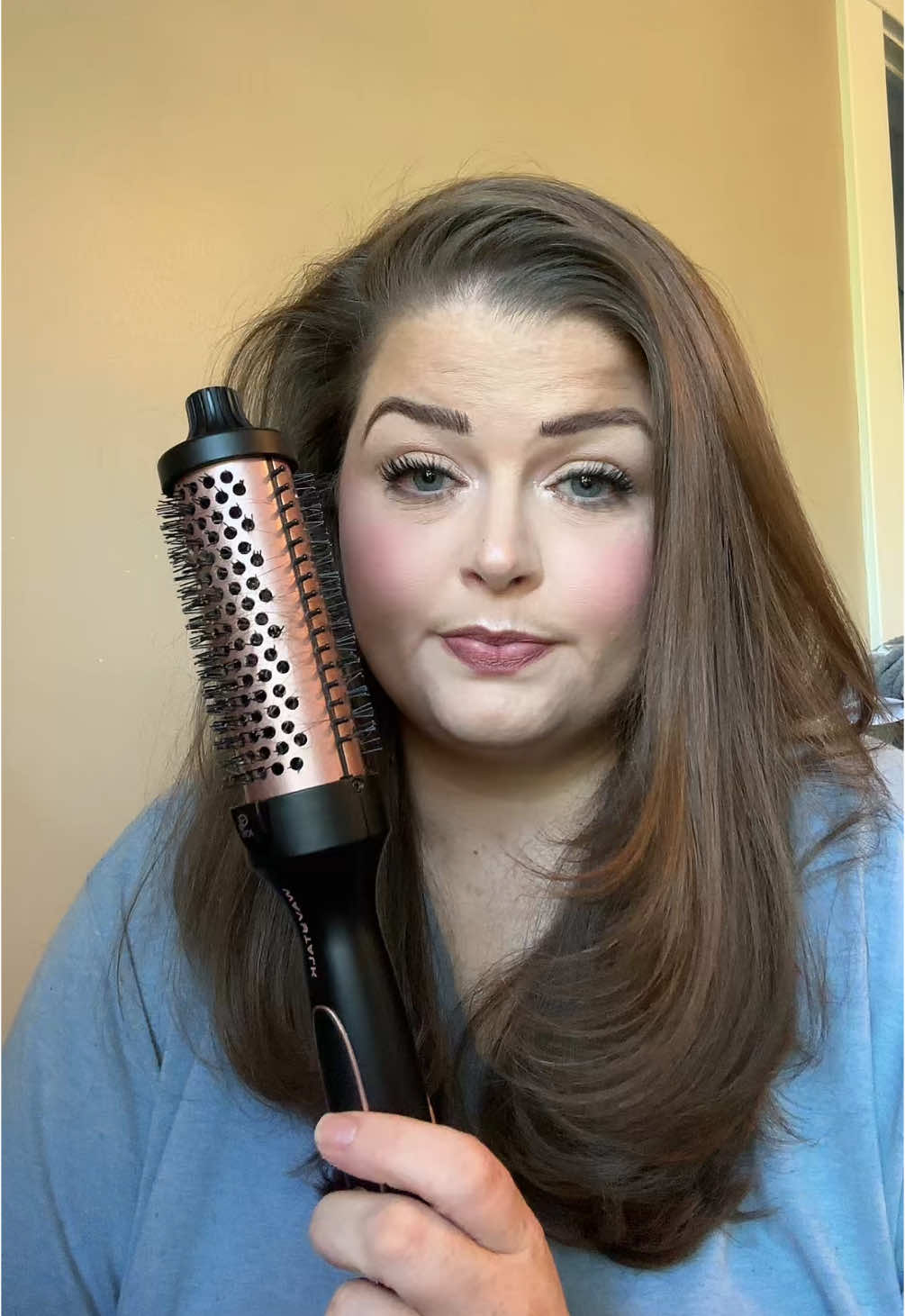 Yup, new favorite hair tool #simplyimperfect #athomeblowout #hairtool #hairtoolmusthaves #tiktokonly 