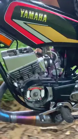 jalanin aja dulu, klo cocok  pegat bojomu❤️‍🩹 @antontahuuu  @team_suketteki  #2stroke #rxkingindonesia #wonosobo24jam #rxblayer135 