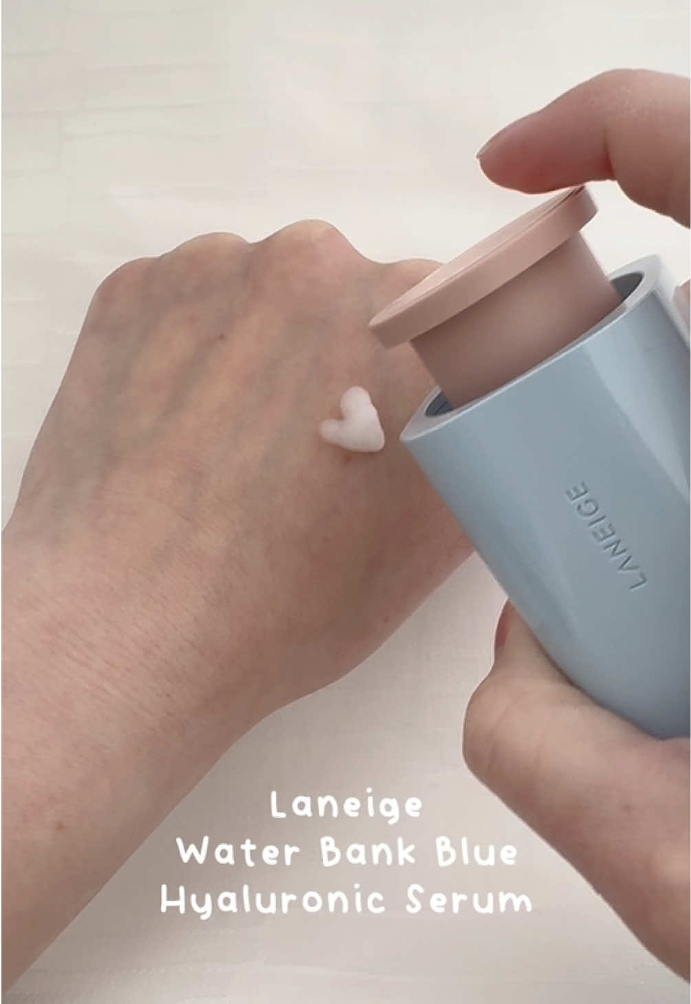 The @LANEIGE Korea Water Bank Blue Hyaluronic Serum is a lightweight, hydrating serum that gives your skin an instant moisture boost. It’s packed with micro-sized hyaluronic acid for deeper absorption and long-lasting hydration. My skin feels super soft, fresh, and dewy after using it. Perfect for everyday glow 🌊 @LANEIGE Europe @LOOKFANTASTIC  #smallcontentcreator #newcontentcreator #smallinfluencer #microinfluencertiktok #microinfluencerclub #fyp #girlssupportgirls #beauty #kbeauty #skincare #beautyproducts #beautyblogger #beautytiktok #kbeautyproducts #kbeautyblogger #kbeautytiktok #laneige #laneigelipmask #laneigeserum #waterbank #hyaluronicacid #serum #dailyserum 