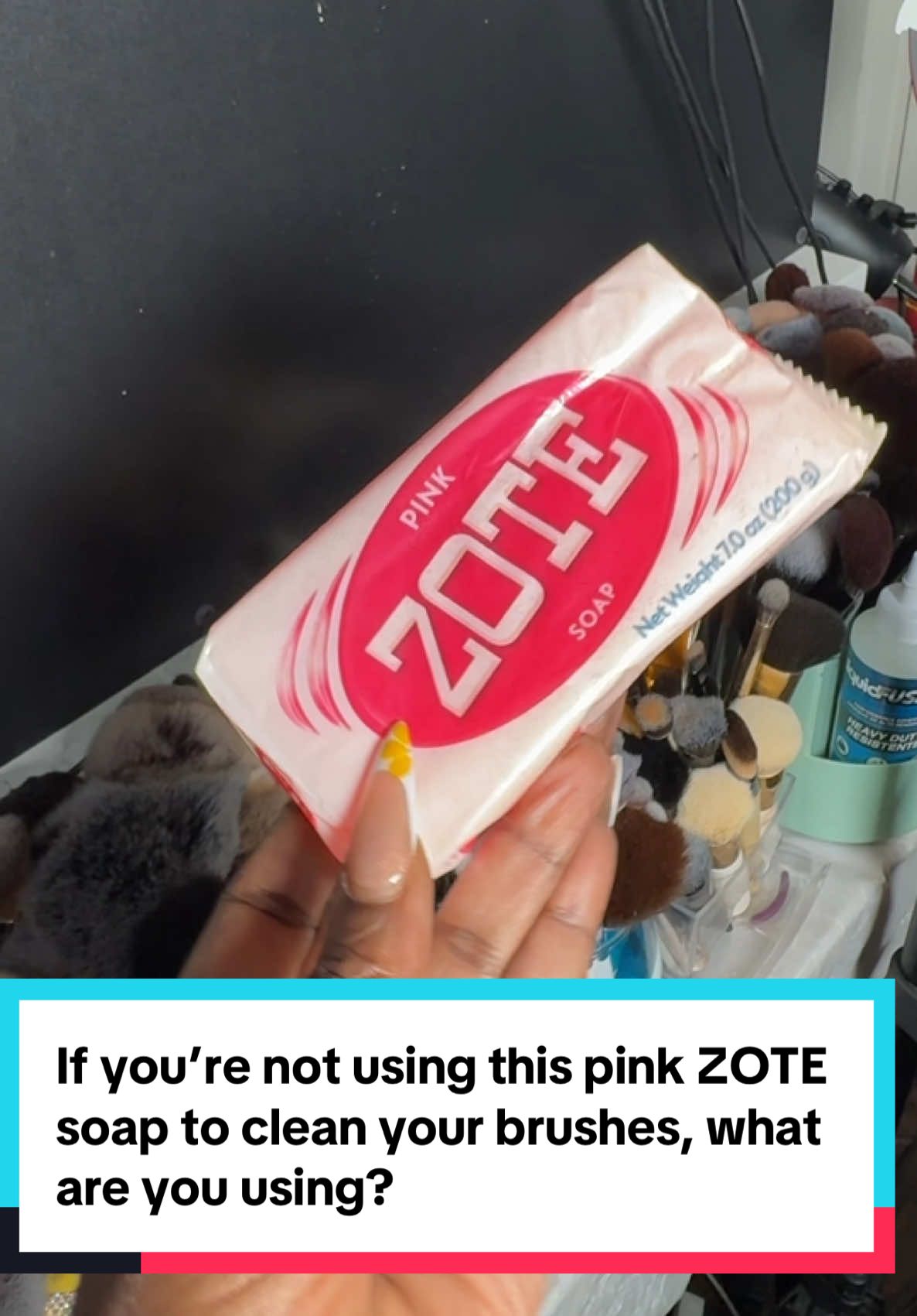 I used to hate washing my dirty makeup brushes until I started using this PINK ZOTE SOAP and now I look forward to cleaning my dirty makeup brushes! 🖌️ #m#makeupbrushesz#zotesoapz#zotec#cleanmakeupbrushesm#makeupb#brushesT#TikTokShopt#tiktokmademebuyitt#tiktokshopmarketplace