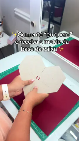 Comente eu quero, ou clica no link da Bio. Não esquece de me seguir 😉 #personalizados #foil #caixapersonalizada #silhouete #diadosnamorados #presente #coracao #apaixonados #atelie #angular 