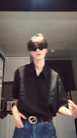 #dance #trend #douyin抖音 #chineseboy🇨🇳 #traitrungquoc🇨🇳 