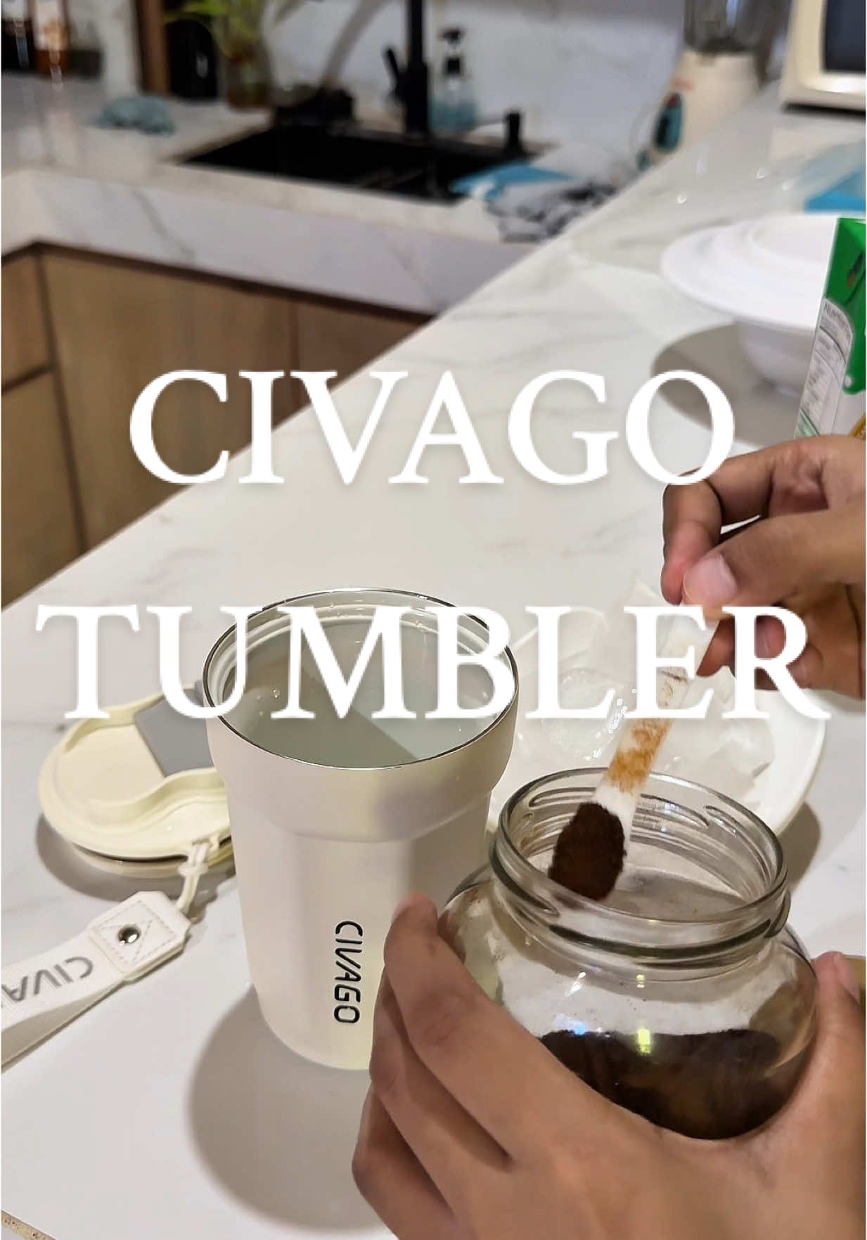 Let’s make iced coffee using this Civago tumbler — 13 oz, ceramic liner, and stainless steel. #civagotumbler #tumbler #coffee 