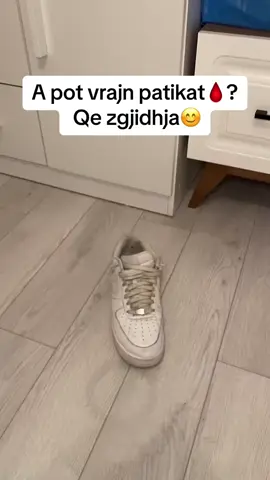 #mbrojteseperpatika #zbardhuesatletesh #mbrojtesetperthembra #fypシ゚viral🖤tiktok #creaseprotector #shoepad #viralvideos #mbrojteseperaf1 #virale