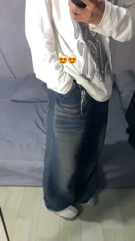 #baggyjeans #inspirasioutfit #outfitideas 