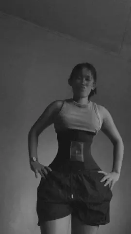 Kahit paulit-ulit ko nang sinasayaw, nakakalimutan ko pa rin yung mga steps. 