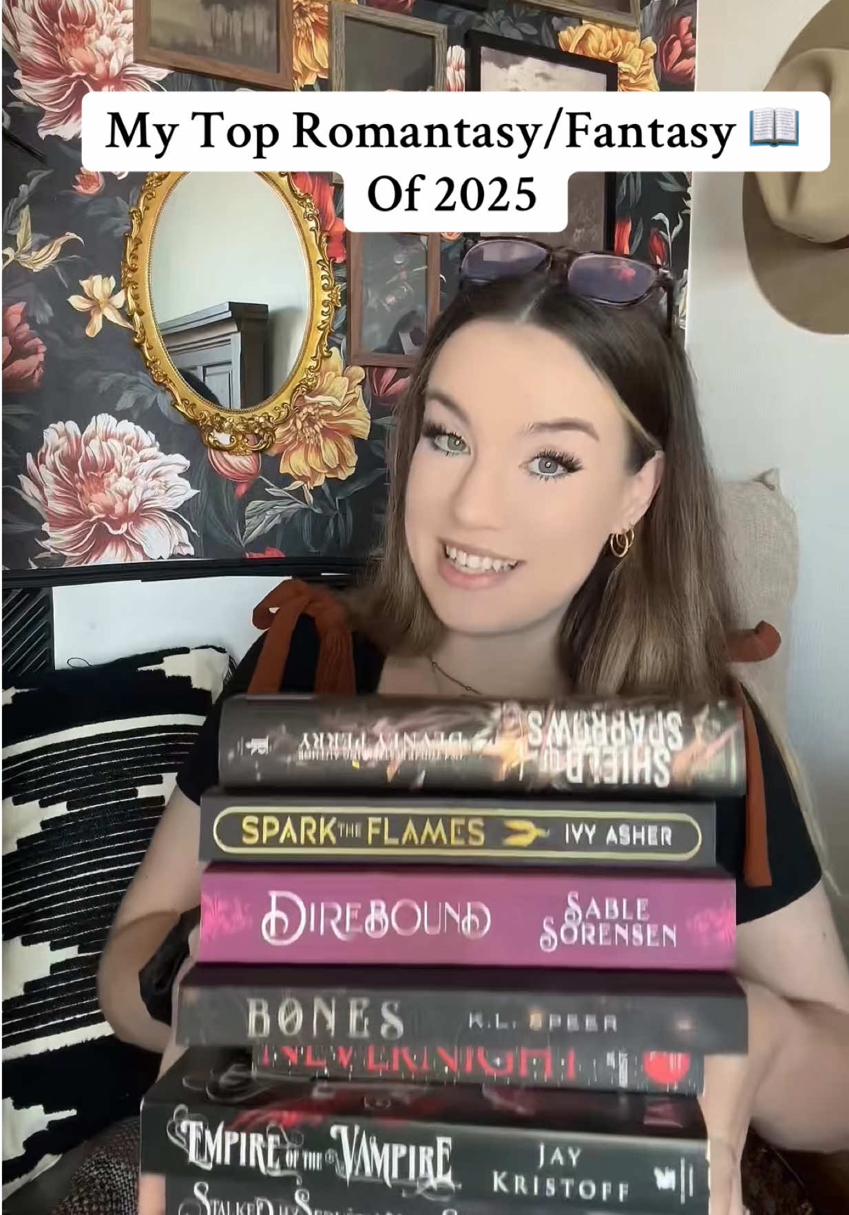 My Top Romantasy/Fantasy 📖 Of 2025  #topfantasybooks #fivestarreads #romantasybooks #fantasybooks #spicybooktok #darkromantasy #fyp #booktokfyp #bookrecs📚 #shieldofsparrows #empireofthevampire #nevernightchronicles #direbound 