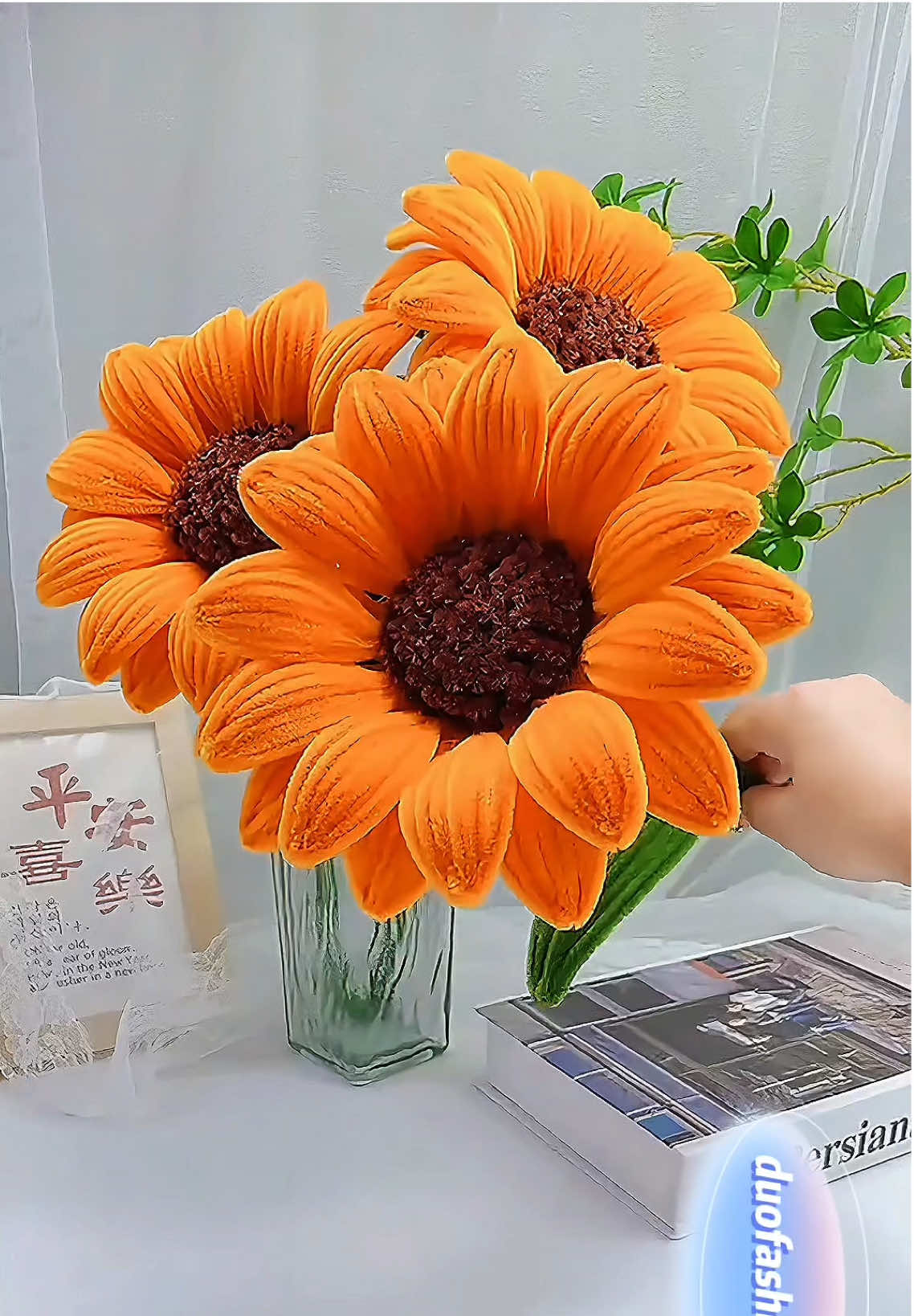Sunflowers #handmade #DIY #handmadegifts #handmadecraft #lily #gift #craft #diyproject #diyfashion #diycraft #homedecor #foryou #tiktok #diystufftomake #handcraft #uktiktok #TikTokCrafts #decoration #DIYCrafts #craft #flowerlovers #diyhomedecor #flowers #pipecleanerart #pipecleanerflowers 