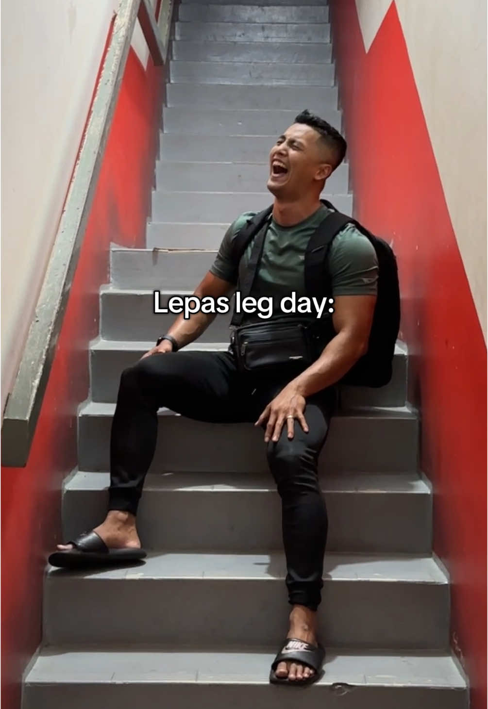 Korang skip legday tak?🤭 #GymTok #gymmotivation #gymhumor #fitnesstiktok #fitnessmotivation #workoutmotivation #legday #gymrat #fyp 