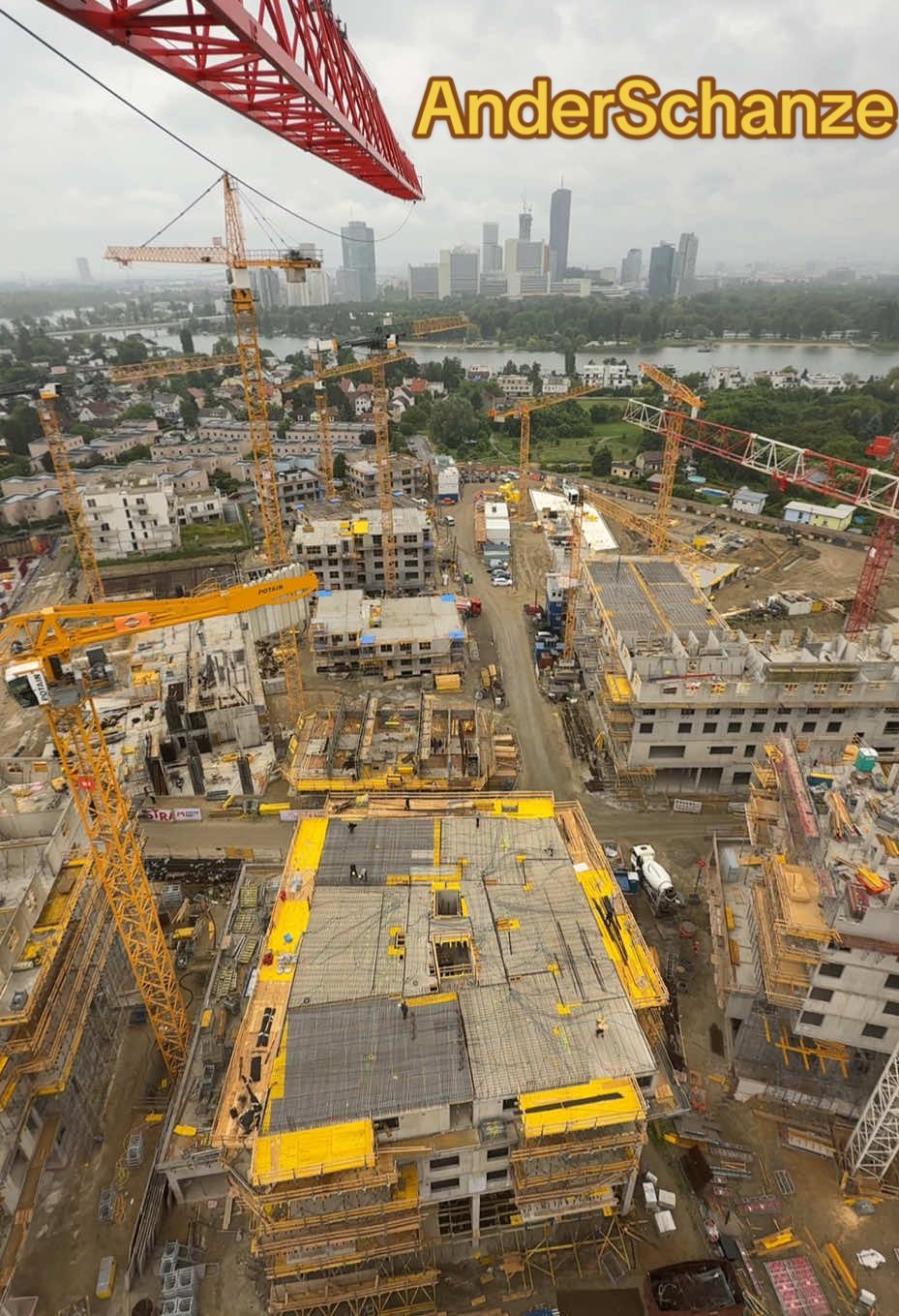 Ander Schanze (2.Video) #bdtiktokofficial #baustelle #wien🇦🇹 #wien #österreich🇦🇹 #kran #wolfkran#towercrane #flypシ #tiktok_india #tiktokwien #kulevinç #kuledeyaşanadam 