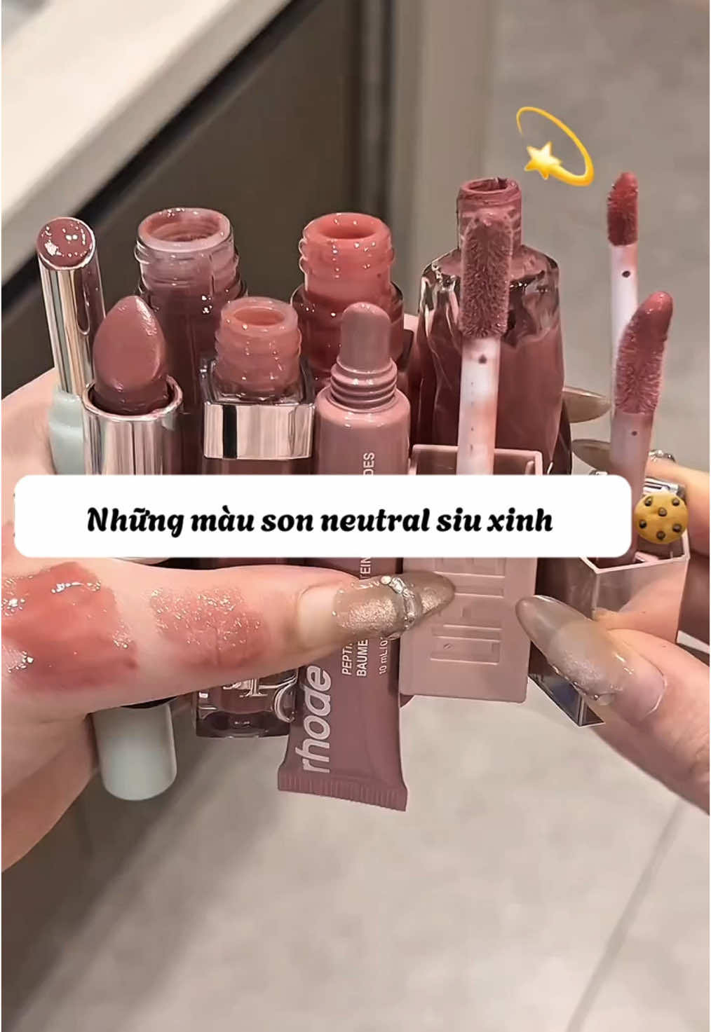Màu son neutral siu xinh 🩰🎧🍪 #crexiaohongshu #sonmoi #lipstick #neutrallipstick #swatches #swatchson #viral #trending #BeautyTok 