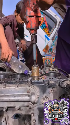 Engine Head Cylinder Liner Honing #shorts #viralshorts #shortsfeed #trending #foryou #skills #tips 