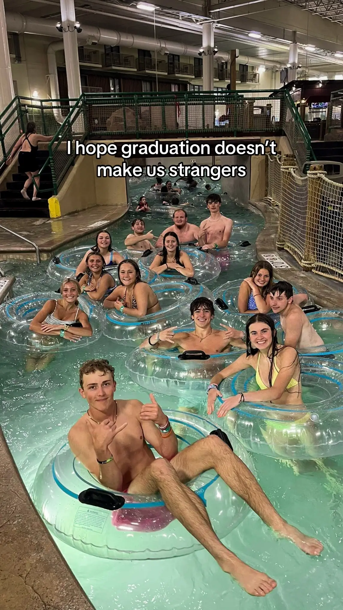 So sad #seniors #seniortrip #relatable #graduation #sad #real #fyp #viral #friends 
