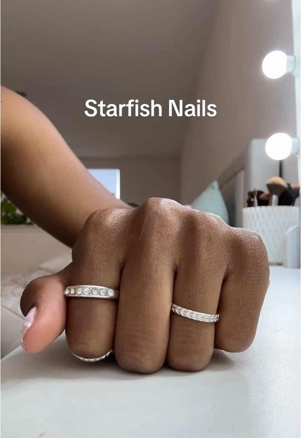 Starfish nails done by @Glamsquad If you’re in LA, ask for Tameka.  Enter code NDEA for $25 off your first Glamsquad appointment. New clients only. Enter code NDEA15 for $15 off your next Glamsquad appointment. One-time use. #nails #vacationnails #vacationready #glamsquad #glamsquadgoals #lanailtech #lanailartist #lanailsalon 