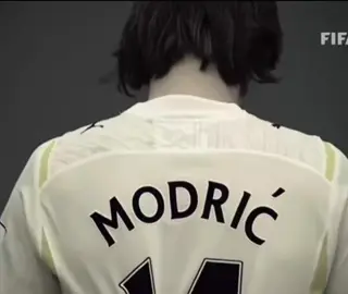Luka modric leaves Real Madrid.  #lukamodric #modric #footballtiktok #footballedit #realmadrid #fyp #foryoupage #foryou #fyppp #realmadridfc #viral 