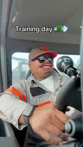 #besttruckdriveralive #tiktokeljr #fyp #parati #foryourpage #dotvstrucker #elcamionbelicon #overtheroad #dashcam #tiktokviral #overtheroadtruckinglife #CDL💰MONEY #cdlmoney #tanker #tankeryanker #peterbilt 