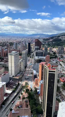 VIAJAS A BOGOTÁ Y NO SABES FONDE HOSPÉDARTE #planesbogota #cundinamarca #viajeros #airbnbexperience #airbnbbogota #BOGOTA 